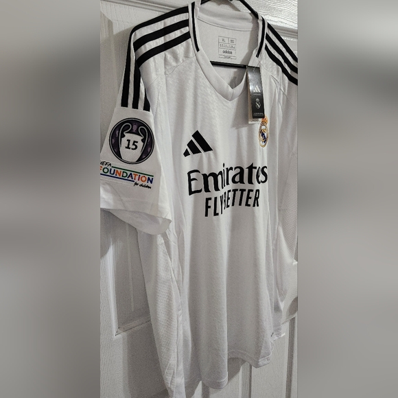 Mbappe Real Madrid 24/25 Home Jersey XL - Picture 4 of 9